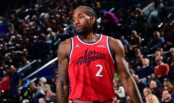 开云体育-快船15胜3负！伦纳德谈球迷将直播“吃推”：换点别的东西吃吧