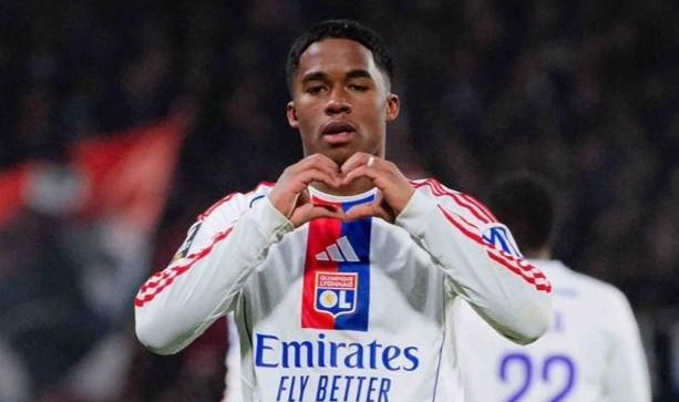 开云入口-恩德里克成为五大联赛最年轻的巴西籍戴帽球员，超越罗纳尔多