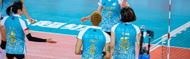天津女排首秀逆转取胜 李盈莹瓦尔加斯合砍50分
