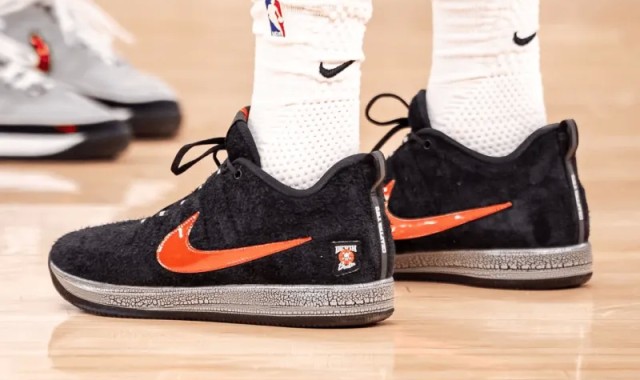 布克穿着“坏孩子”配色BOOK2，砍下37分5篮板9助攻