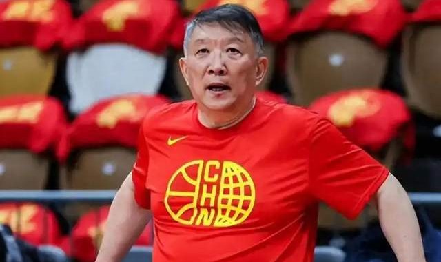 开云入口-宫鲁鸣下课？女篮集训2个月，打得依旧混乱，王思雨喊话不留情面