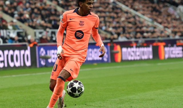 Kaiyun APP-每体：亚马尔因身体不适缺席今日训练，但仍有很大可能出战塞维