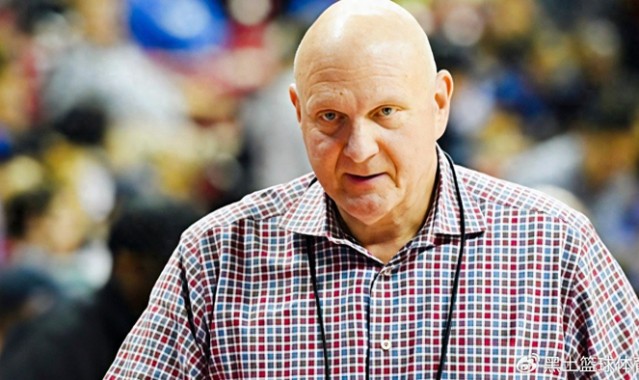 kaiyun体育app-鲍尔默的“零花钱游戏”：当20亿建球馆像买杯奶茶|NBA|史蒂夫·鲍尔默|克利夫兰骑士队|nba|球队_新浪体育_新浪新闻