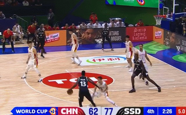 1693290416075080287.gif 无限换被空切.gif